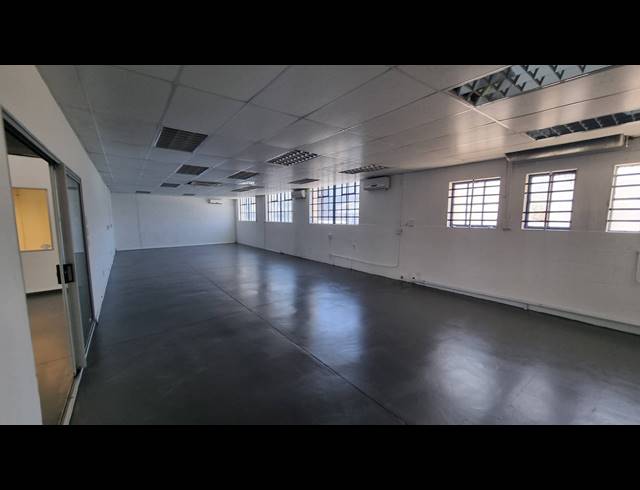 945M² WAREHOUSE TO LET IN OBSERVATORY